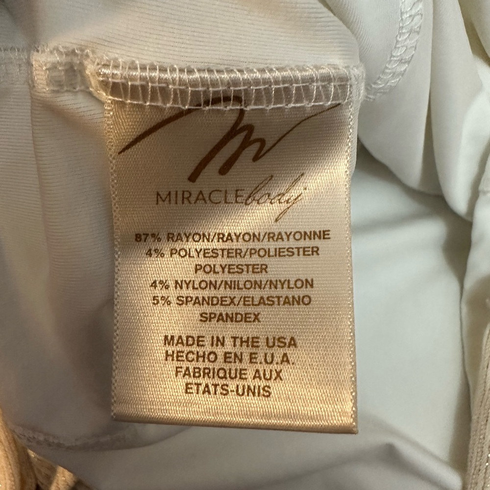 Miracle body by Miraclesuit Gold Stripe Tank Top Size M - Picture 3 of 8